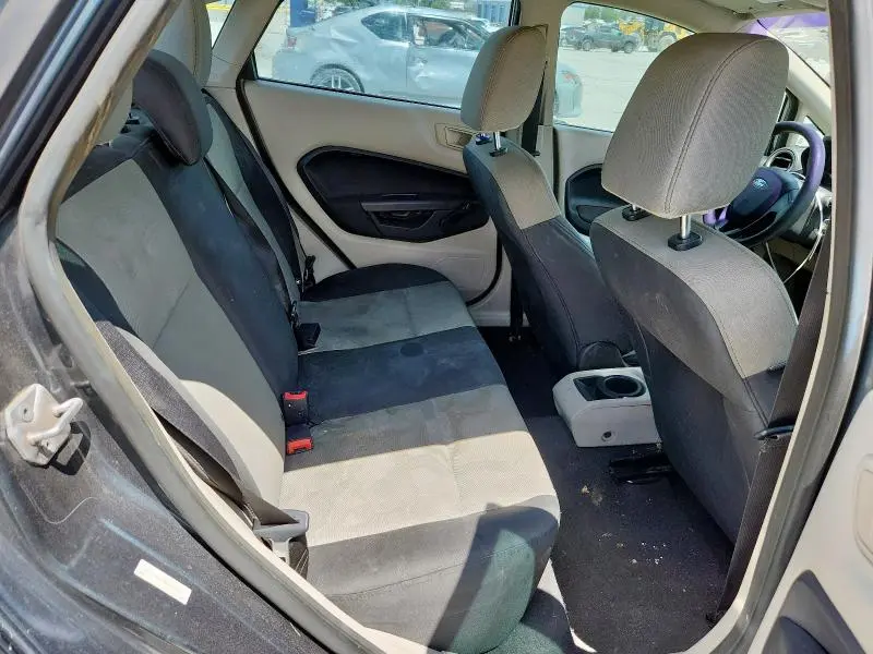 2011 FORD FIESTA S  