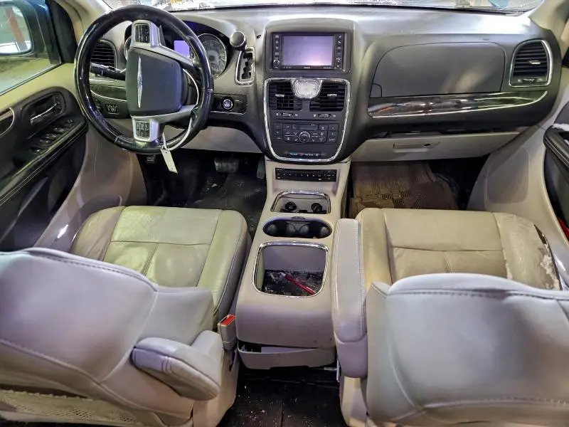 2012 CHRYSLER TOWN & COUNTRY LIMITED  