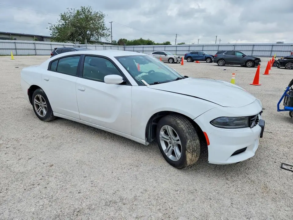 2018 DODGE CHARGER SXT  