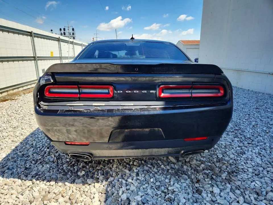 2015 DODGE CHALLENGER SXT PLUS  