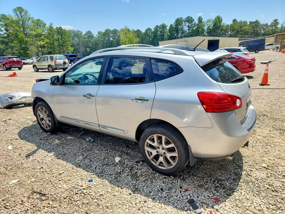 2013 NISSAN ROGUE S  