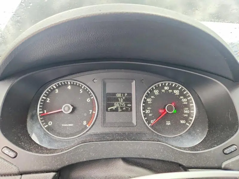 2012 VOLKSWAGEN JETTA SE  