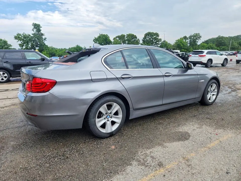 2013 BMW 528 XI  