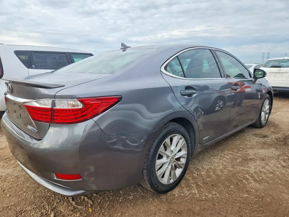 2013 LEXUS ES 300H  