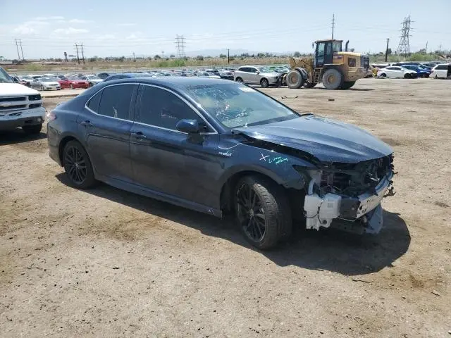 2021 TOYOTA CAMRY XSE  