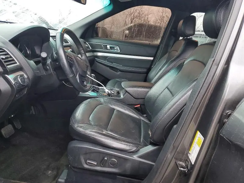 2017 FORD EXPLORER XLT  