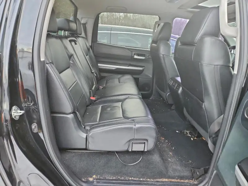 2017 TOYOTA TUNDRA CREWMAX LIMITED  