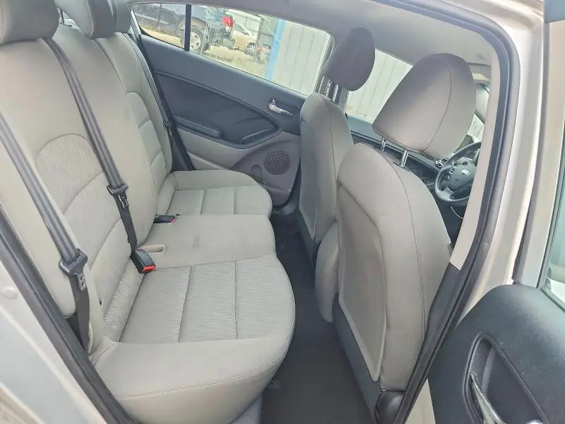 2015 KIA FORTE LX  