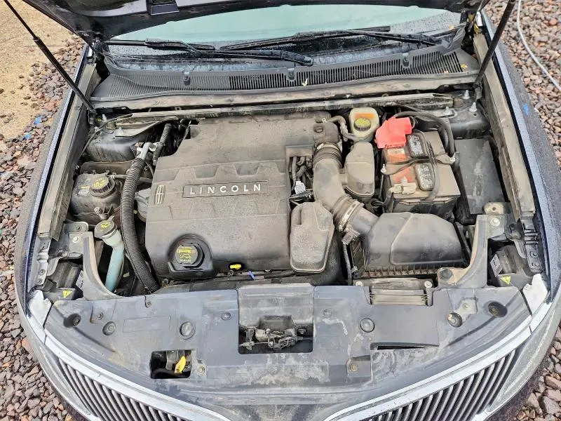 2014 LINCOLN MKS   