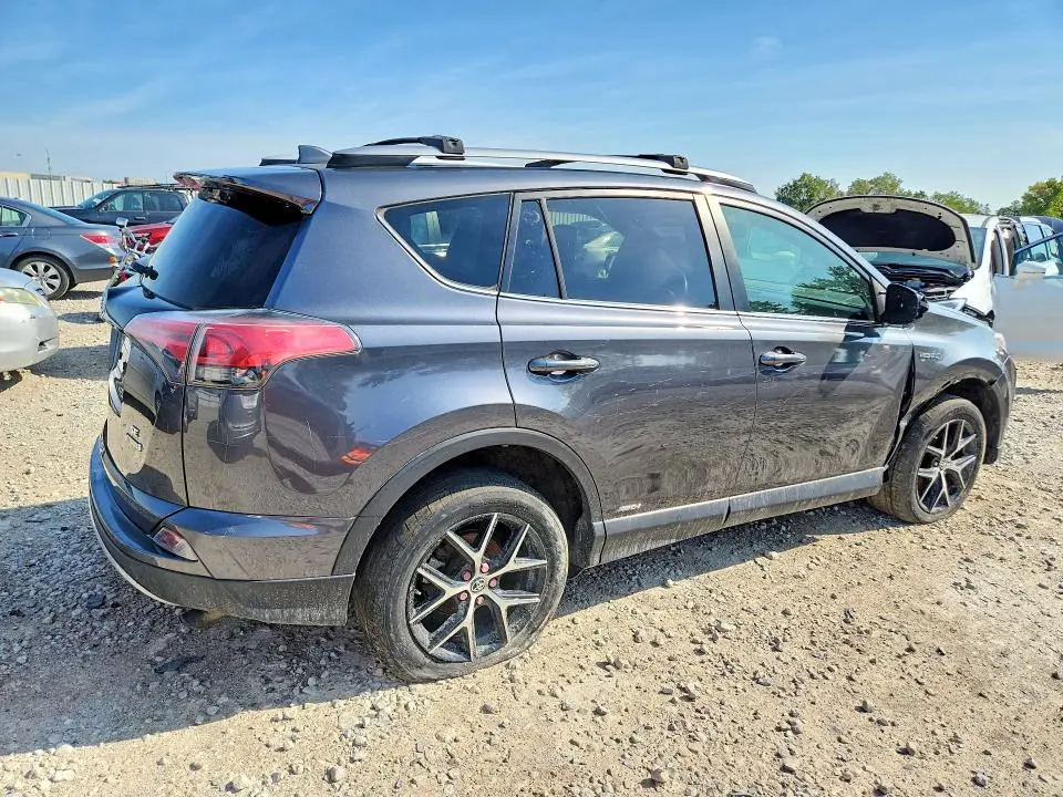 2017 TOYOTA RAV4 HV SE  