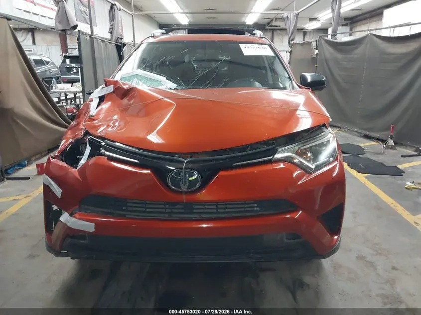 2016 TOYOTA RAV4 LE