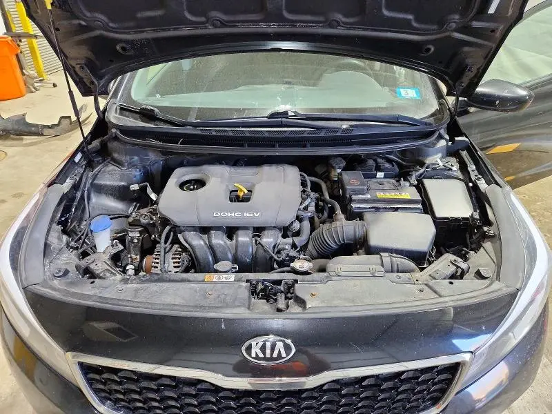 2017 KIA FORTE LX  