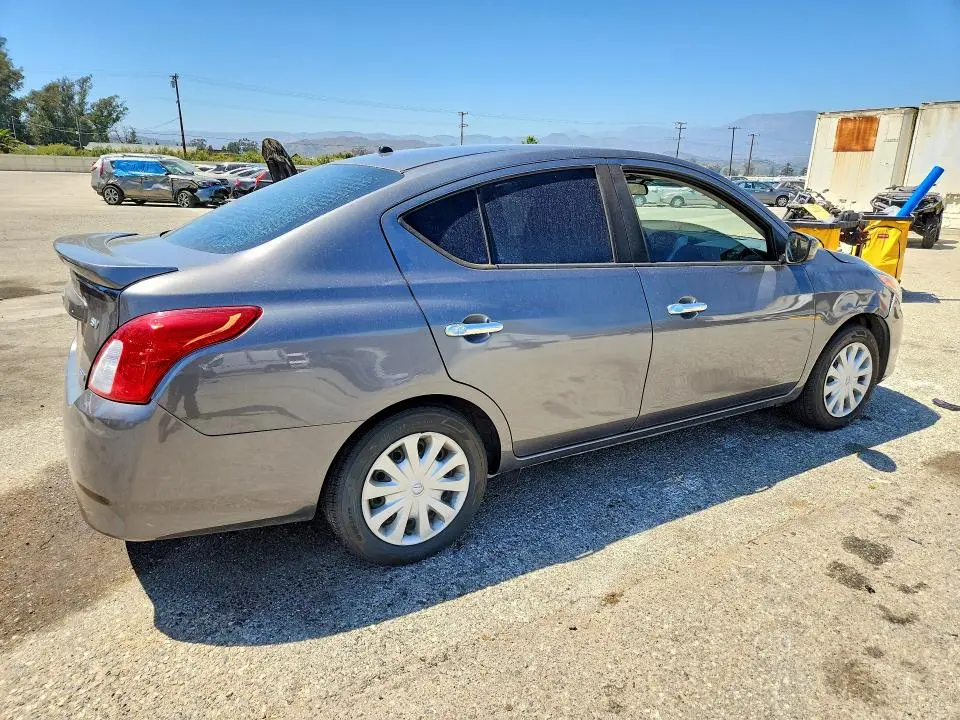 2016 NISSAN VERSA 1.6 SV  
