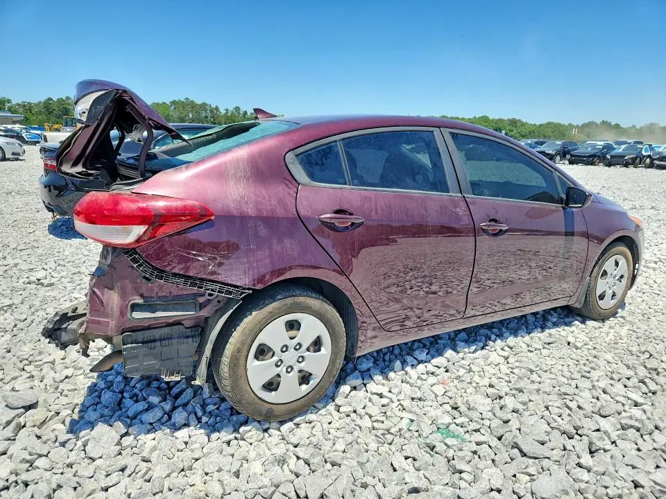 2018 KIA FORTE LX  