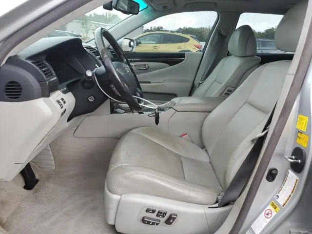 2010 LEXUS LS 460L  
