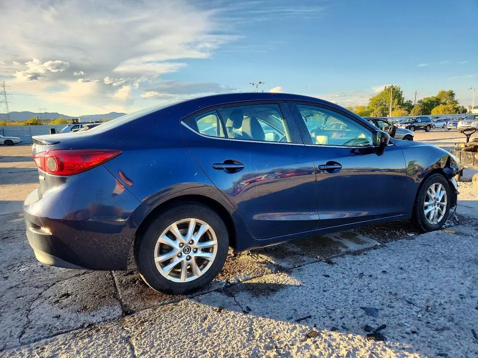 2015 MAZDA 3 TOURING  