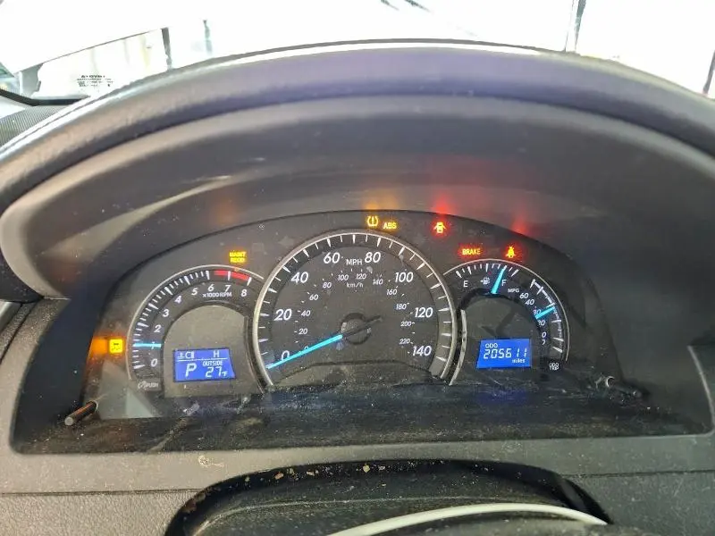2012 TOYOTA CAMRY BASE  