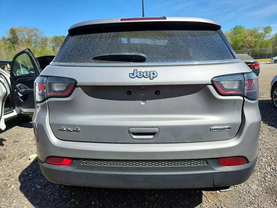 2023 JEEP COMPASS LATITUDE LUX  