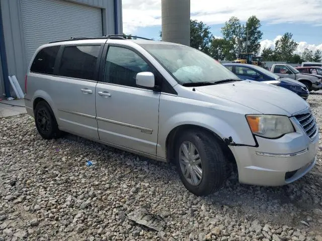 2010 CHRYSLER TOWN & COUNTRY TOURING  