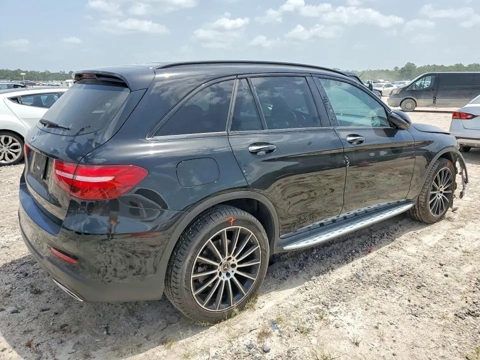 2019 MERCEDES-BENZ GLC 300  