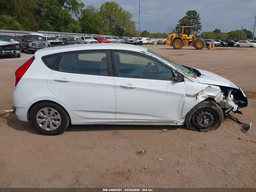 2017 HYUNDAI ACCENT SE