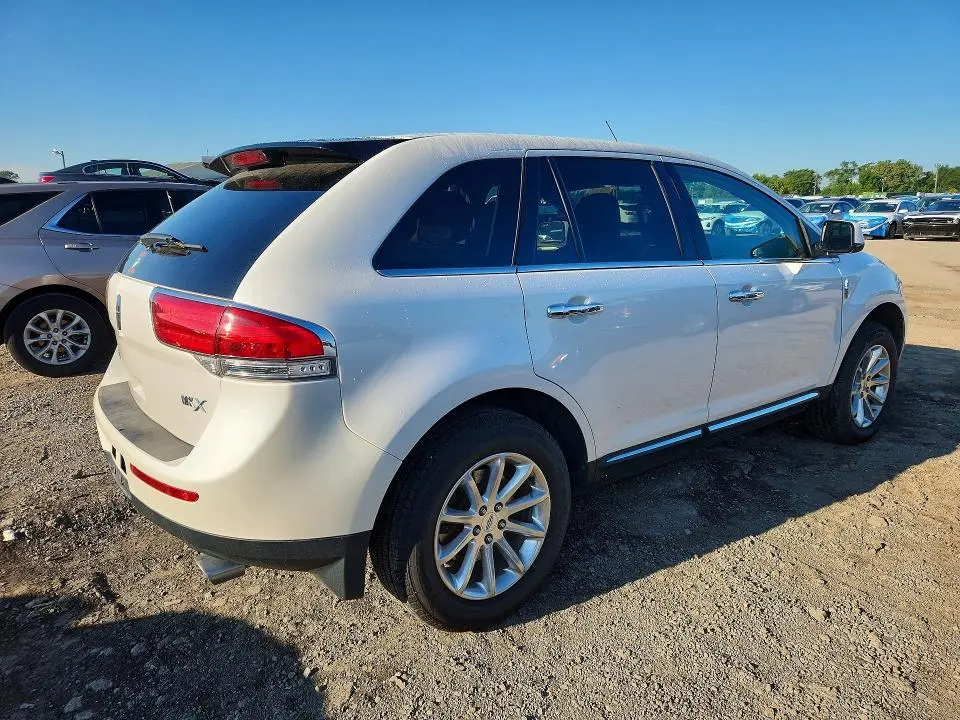 2011 LINCOLN MKX   