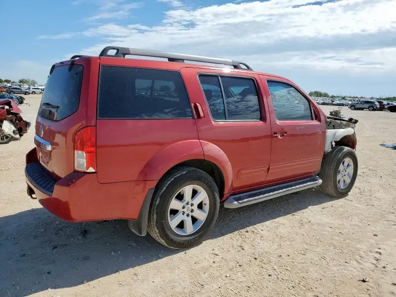 2011 NISSAN PATHFINDER S  