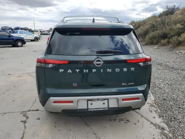 2022 NISSAN PATHFINDER SL  