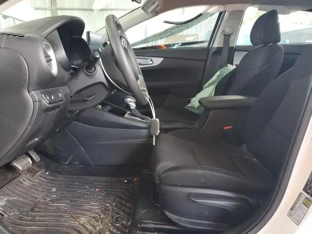 2024 KIA FORTE LX  