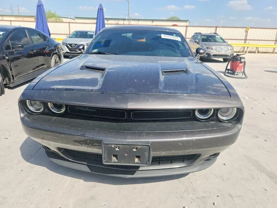 2023 DODGE CHALLENGER SXT  