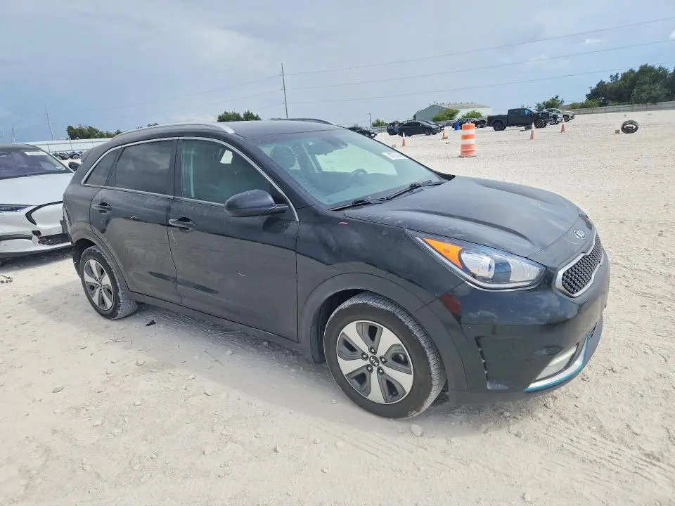 2019 KIA NIRO LX  