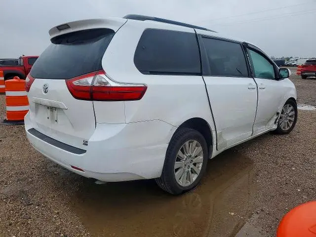 2015 TOYOTA SIENNA LE 7-PASSENGER  