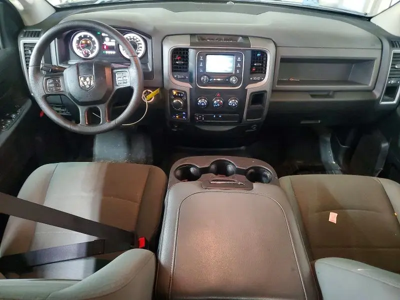 2016 RAM 1500 ST  