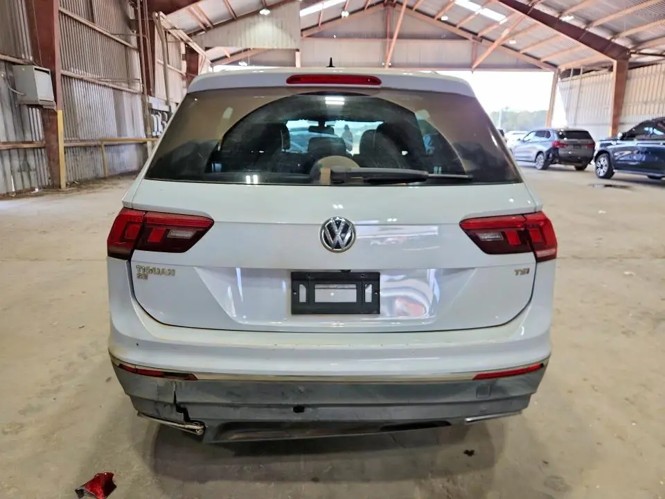 2018 VOLKSWAGEN TIGUAN SE  