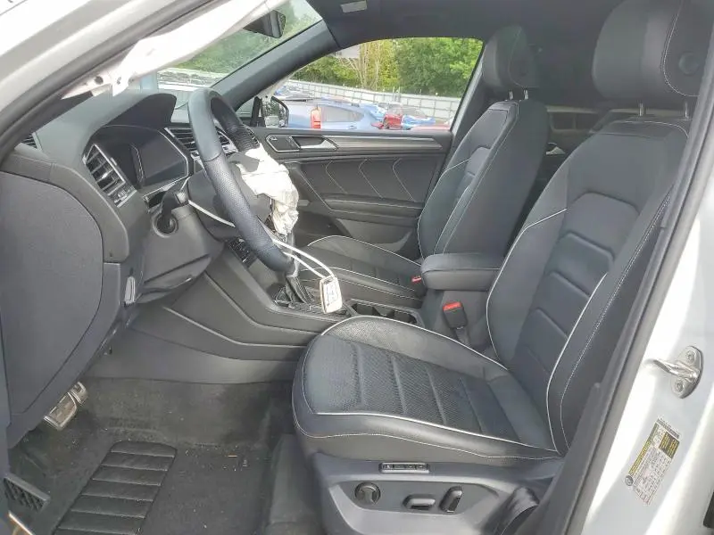2024 VOLKSWAGEN TIGUAN SEL R-LINE BLACK  