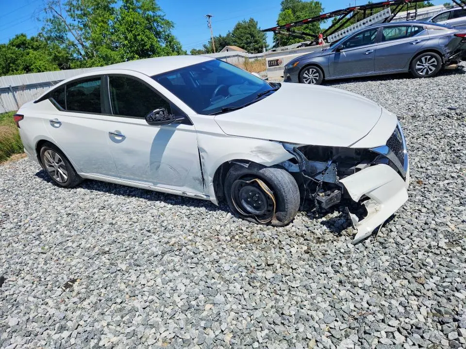 2021 NISSAN ALTIMA S  
