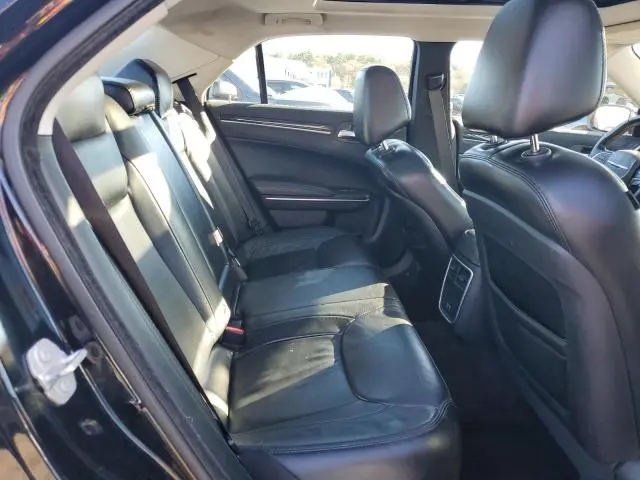 2016 CHRYSLER 300 LIMITED  