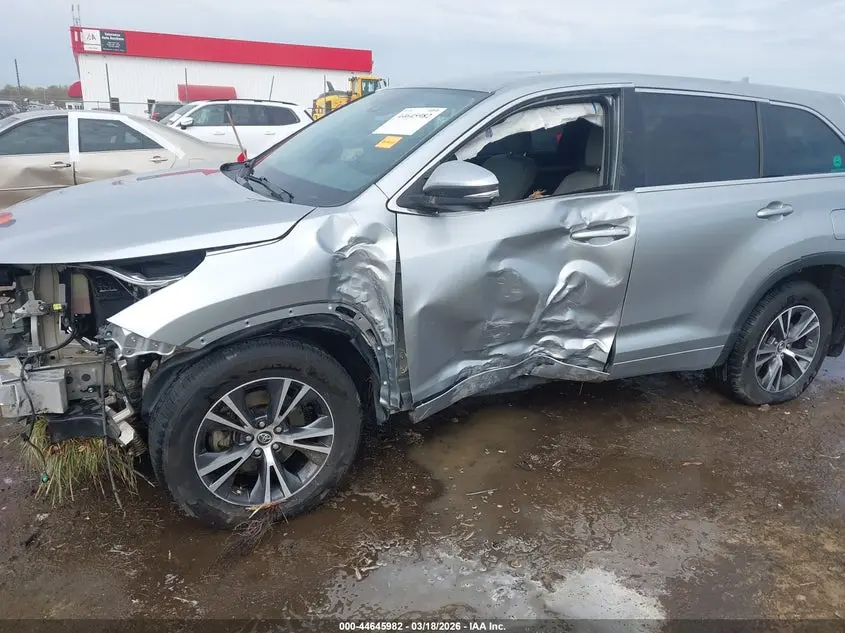 2018 TOYOTA HIGHLANDER LE PLUS