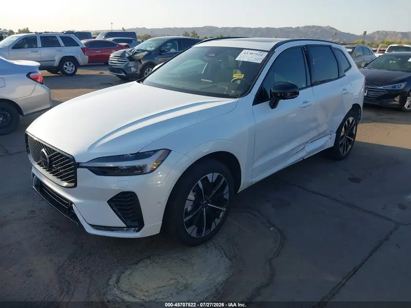 2026 VOLVO XC60 B5 PLUS