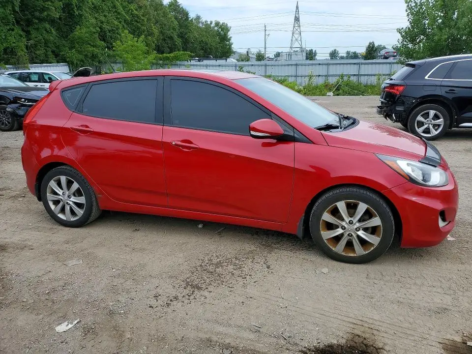 2013 HYUNDAI ACCENT SE  