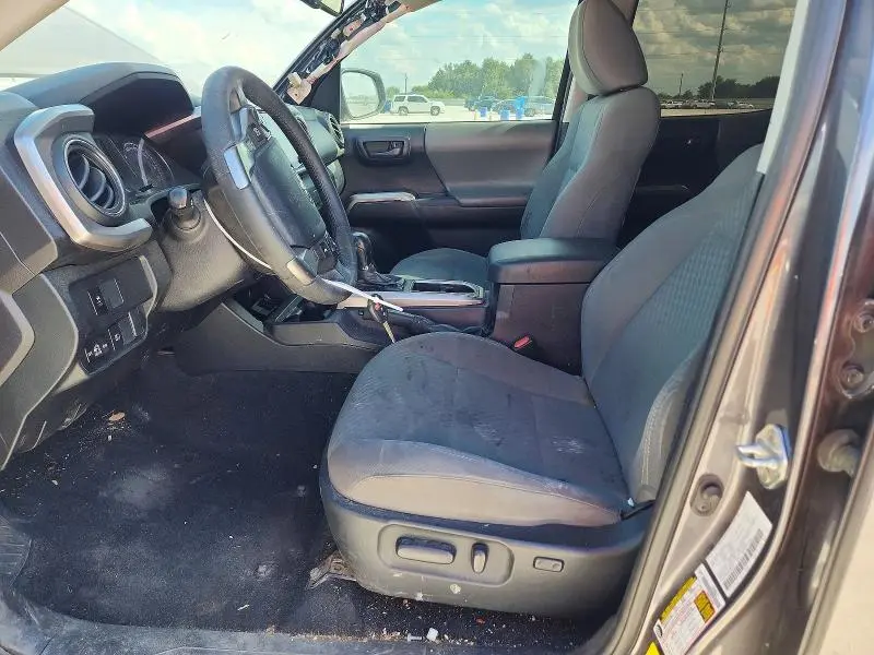 2021 TOYOTA TACOMA SR5 V6  