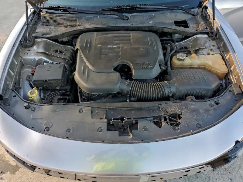 2016 DODGE CHARGER SE  