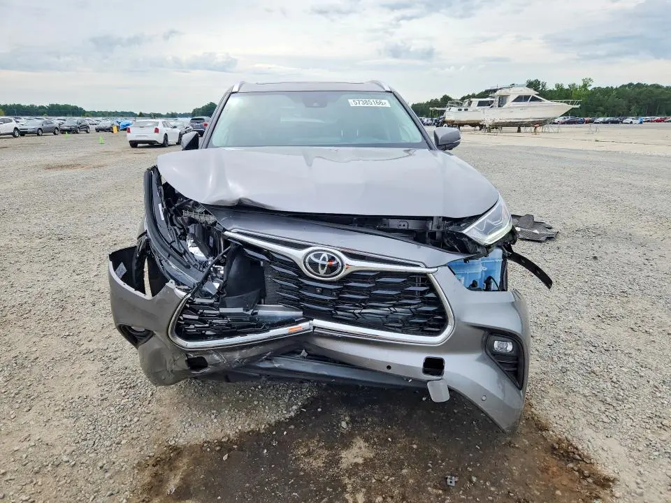 2025 TOYOTA HIGHLANDER   