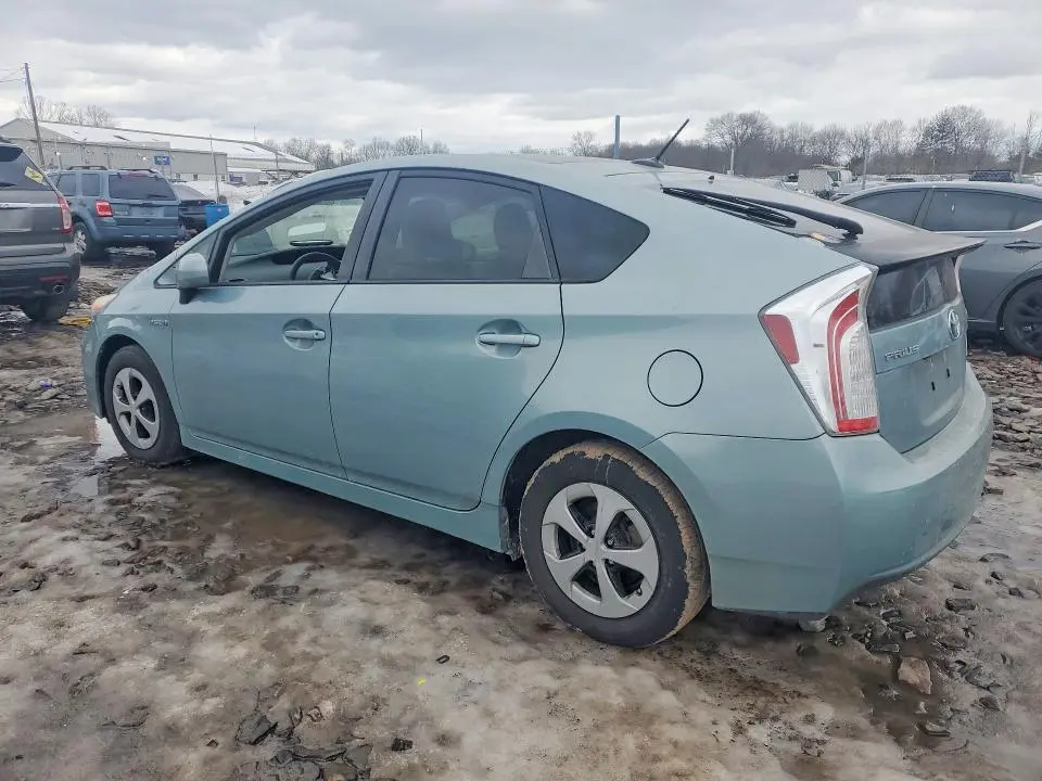 2013 TOYOTA PRIUS   