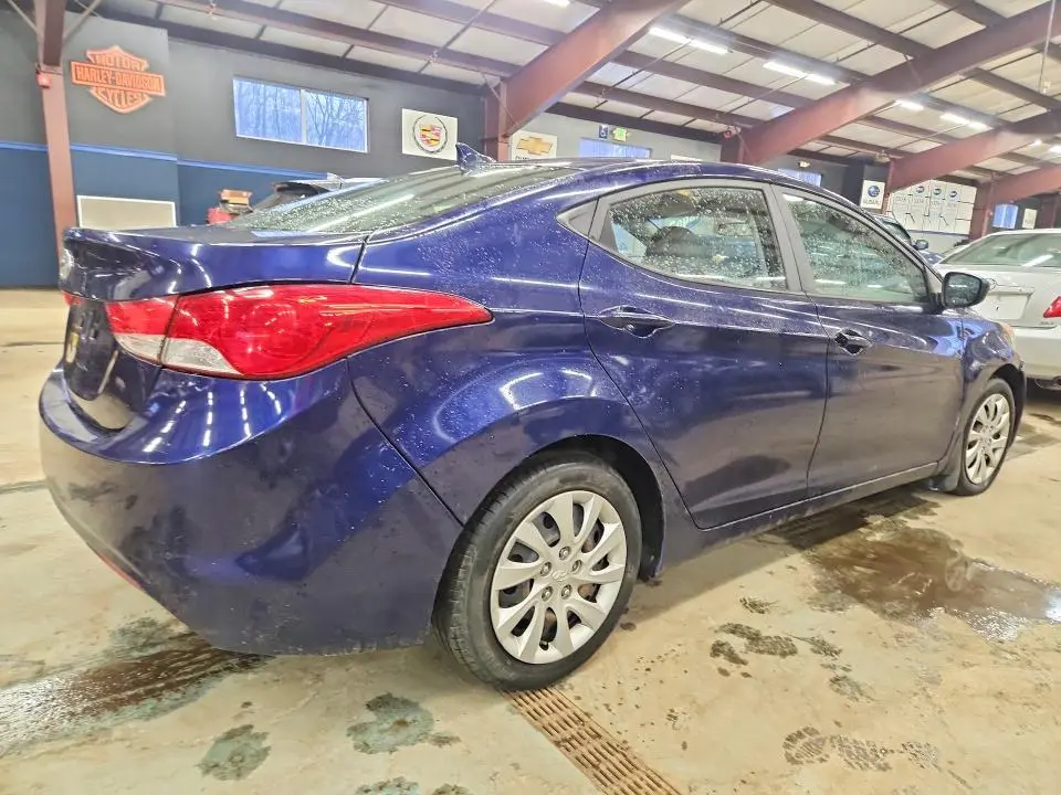 2011 HYUNDAI ELANTRA GLS  
