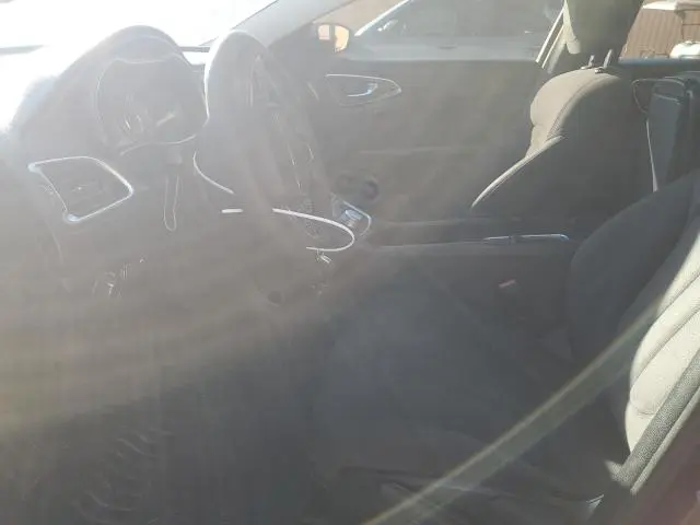 2015 CHRYSLER 200 LX  