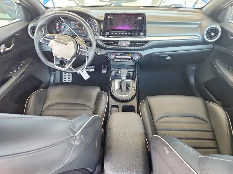 2022 KIA FORTE GT LINE  