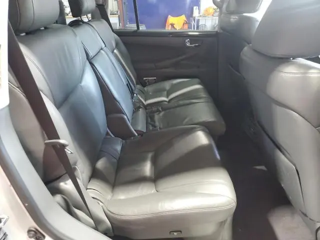 2010 LEXUS LX 570  