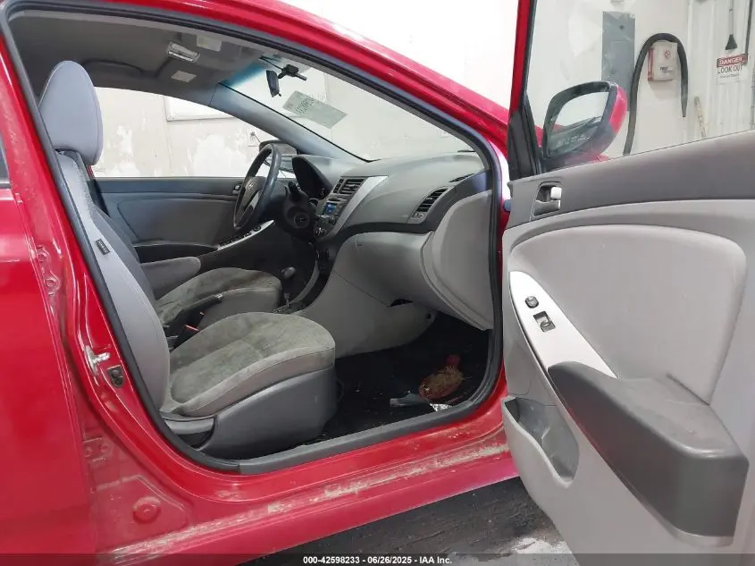 2017 HYUNDAI ACCENT SE