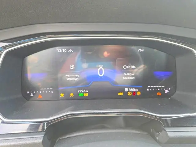 2024 VOLKSWAGEN JETTA SPORT  